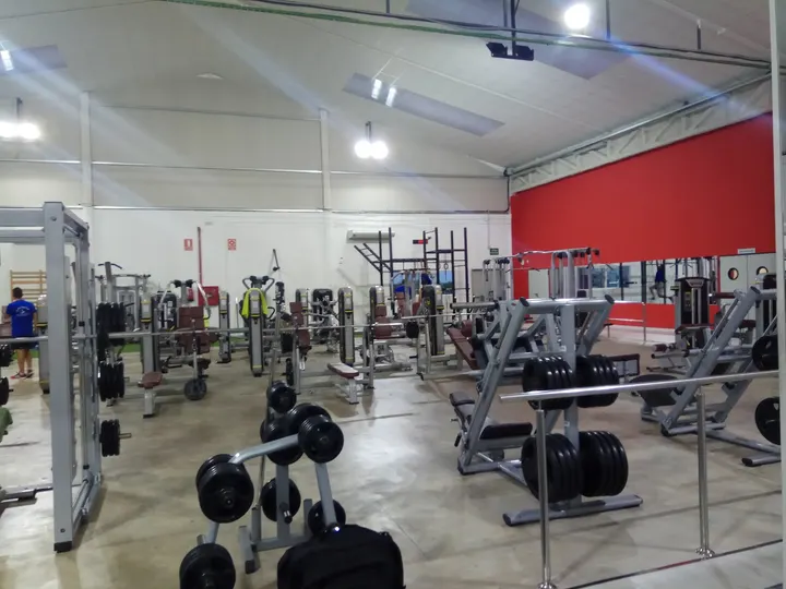 Tarragona Pádel Indoor — Fuerza en Nou Eixample Sud, Tarragona
