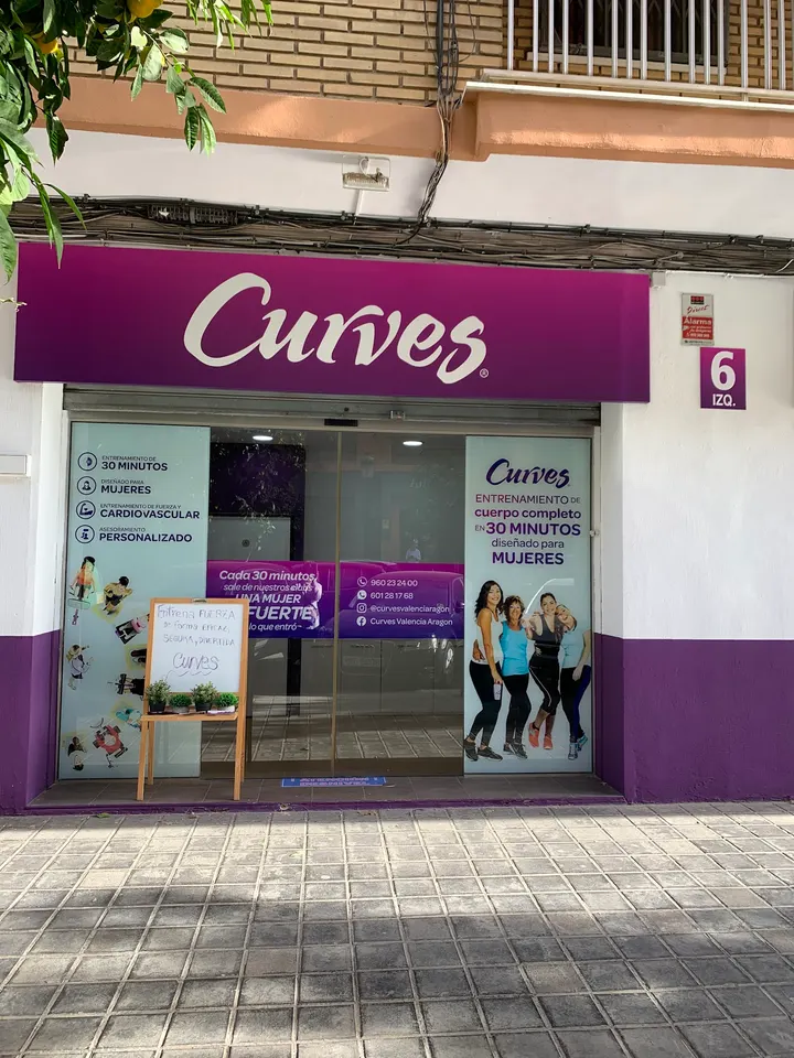 Curves Valencia — estudio de fitness-studio en Mestalla, Valencia — 2