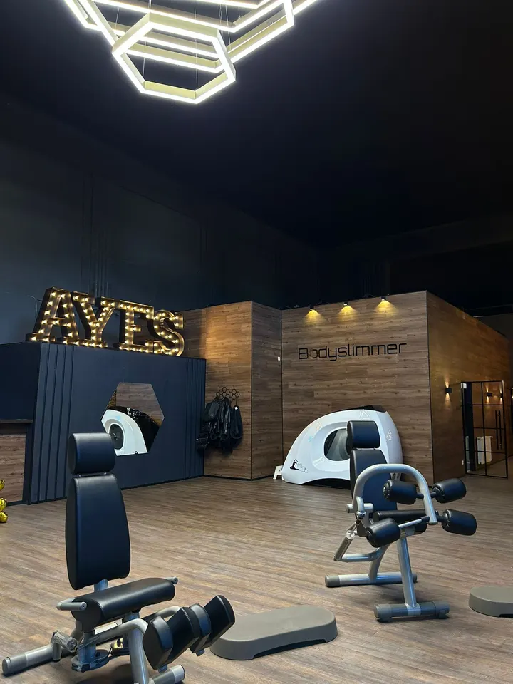 AYES Beyond Frauenfitness — fitnessstudio in Alt-Hamborn, Duisburg — 2