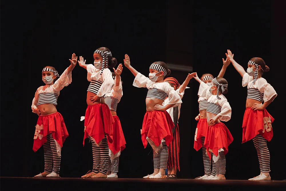 CENTRO DE DANZA CRISTINA CORTÉS — dans-studio i Arroyomolinos — bild 5
