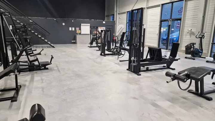 Bodyfit House — salle de fitness-studio à Saint-Jean-du-Cardonnay — 3