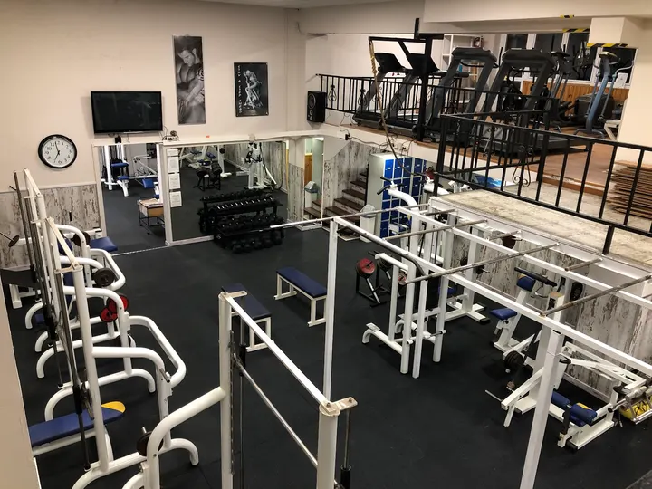 Gimnasio Olimpic — fuerza-studio en Gijón — 3