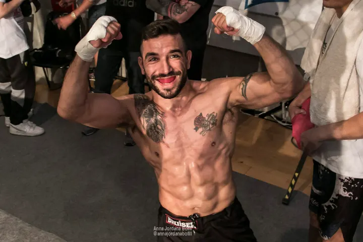 LION FIGHTERS MMA - Artes Marciales Mixtas, Boxeo, Kick boxing, Grappling, Defensa personal. — artes marciales-studio en Barcelona — 4