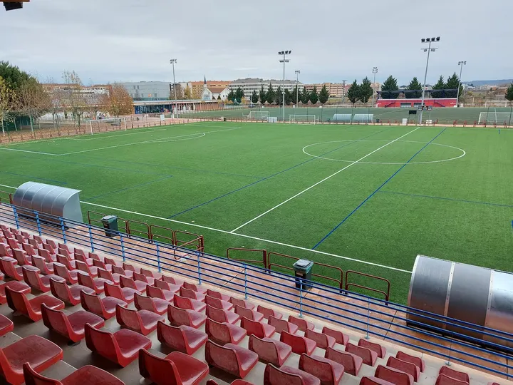 Ciudad Deportiva Pradoviejo — estudio de fitness-studio en Prado Viejo, Logroño — 3