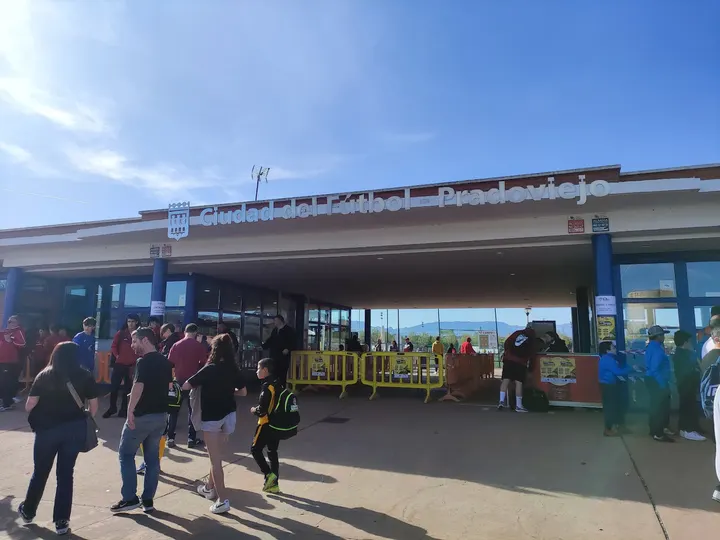 Ciudad Deportiva Pradoviejo — Estudio de fitness en Prado Viejo, Logroño