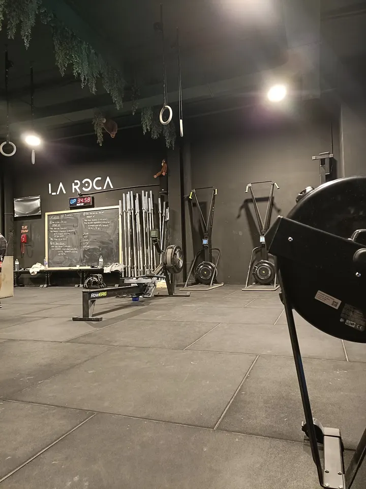La Roca Club CrossTrain Benalmádena — CrossFit en Arroyo de la Miel, Benalmádena