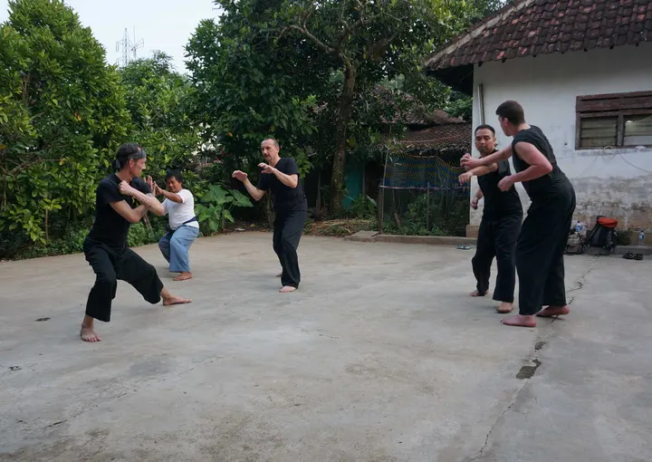 Perguruan Pencak Silat Pamor Badai — Vechtsport in Diemen-Centrum, Diemen