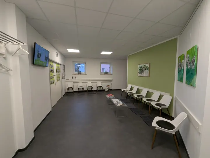 Physiotherapie Hagen Medizinisches Fitnesstraining — Fitnessstudio in Grombühl, Würzburg