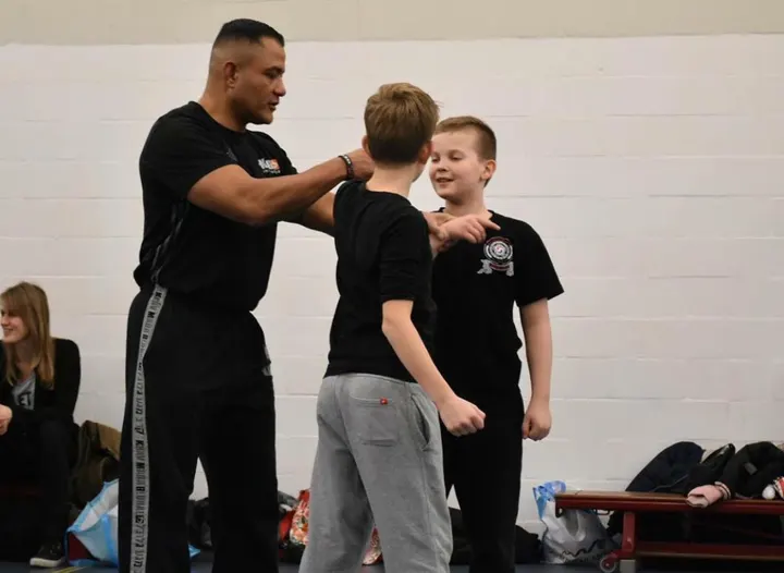 Krav-Magaschool Tromp — vechtsport-studio in Nieuwland, Schiedam — 2