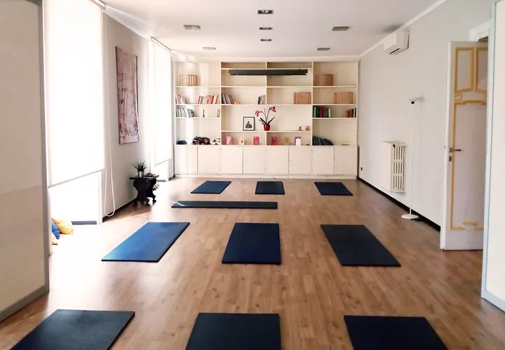 TAT Yoga — yoga-studio a San Vincenzo, Genova — 2