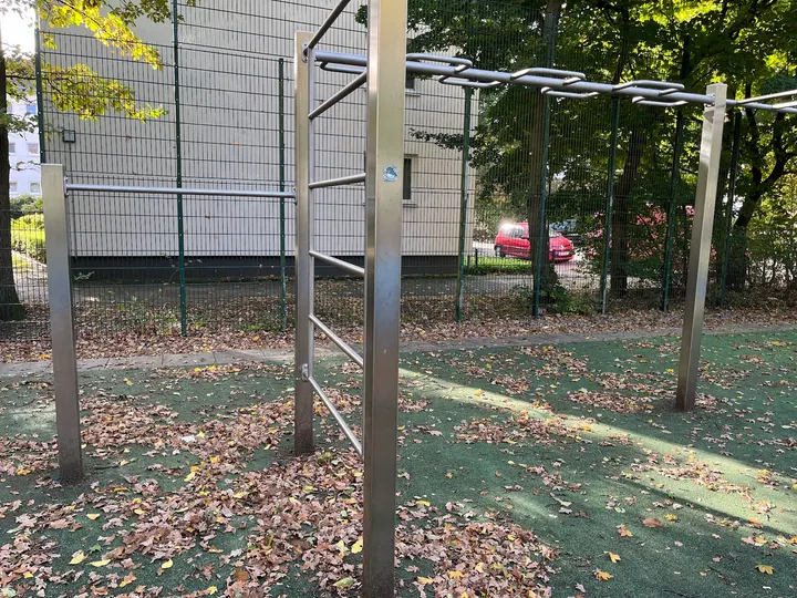 Calisthenics Anlage Utbremen — calisthenics-studio in Walle, Bremen — 2