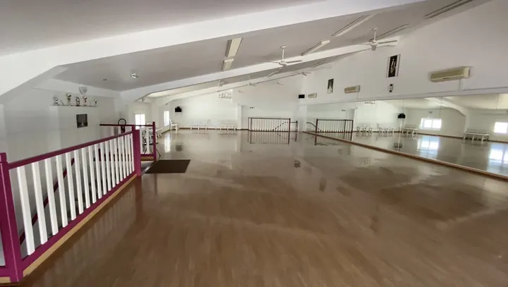 Centre de danse Telluzzi — danse-studio à La Valette-du-Var — 3