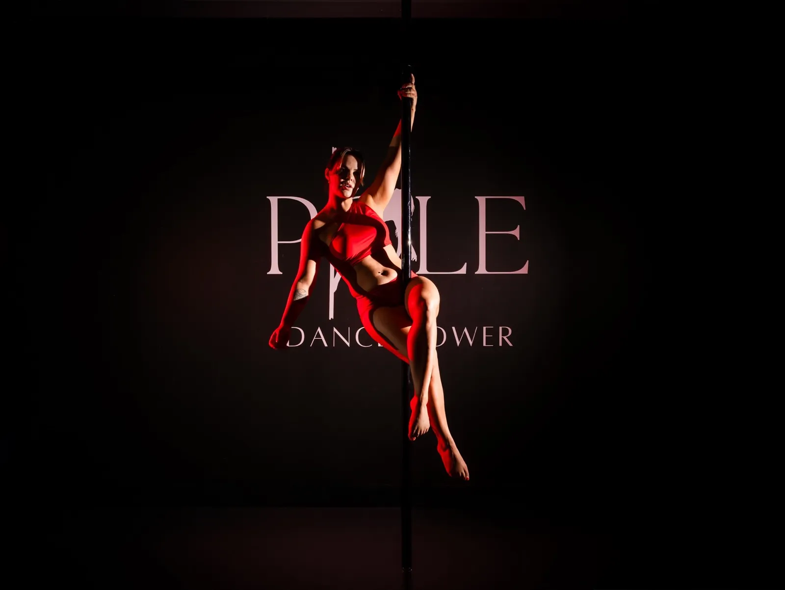 Pole & Dance Tower — pole fitness-studio i Nurmijärvi — bild 2