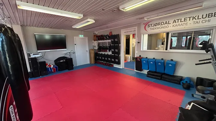 Stjørdal Atletklubb - Taekwondo, Karate, Judo og BJJ — Kampsport i Stjørdalshalsen, Stjørdal