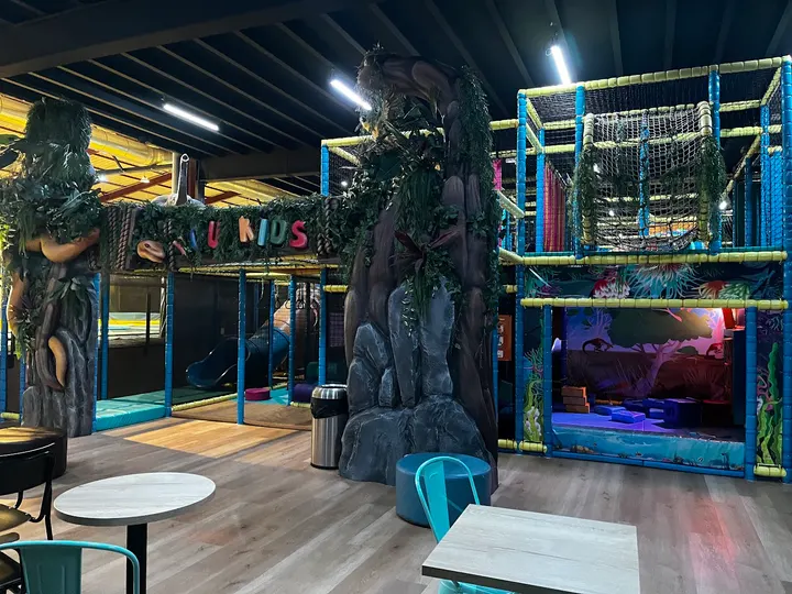 Trampoline Park Atlantis — gymnastique-studio à Nantes — 3