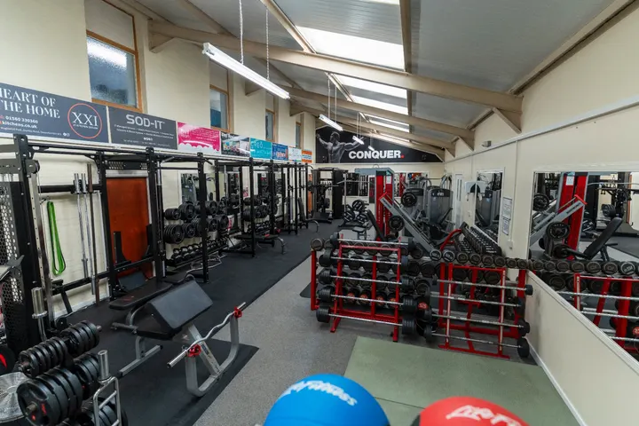 Average Arnie's - 24/7 Gym — Fitness Studio in Kilmarnock
