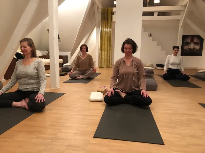 LIVINGYOGA DÜSSELDORF Yogaschule Brigitte Wollenhaupt — yoga-studio in Flingern Nord, Düsseldorf — 3