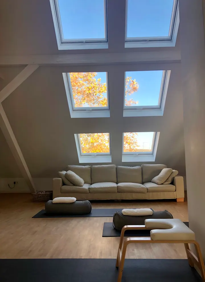 LIVINGYOGA DÜSSELDORF Yogaschule Brigitte Wollenhaupt — yoga-studio in Düsseldorf — 3