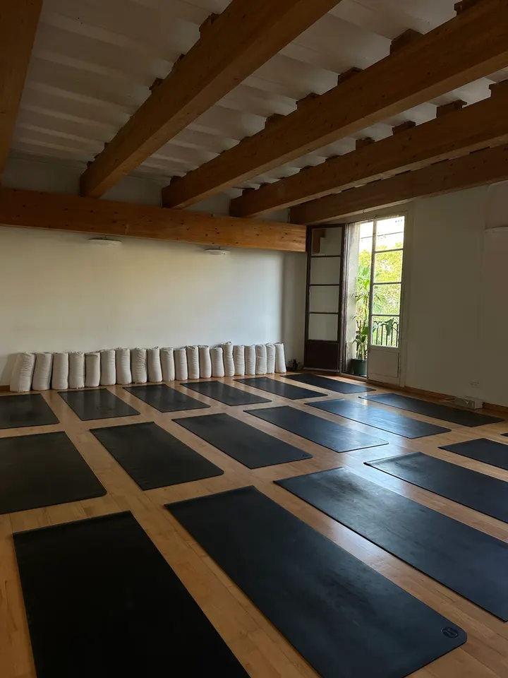 CASA PAZ — Meditación en Ciutat Vella, Barcelona