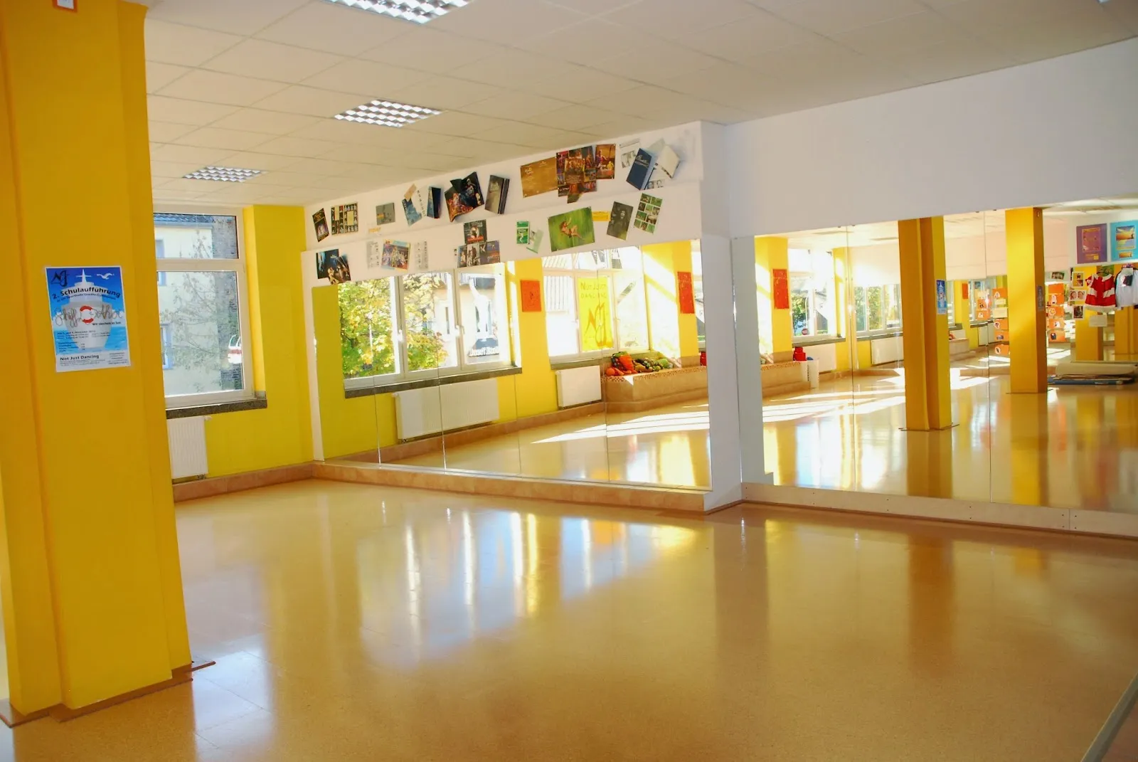 Tanzschule Not Just Dancing — tanz-studio in Stolberg (Rheinland)-Büsbach — 2