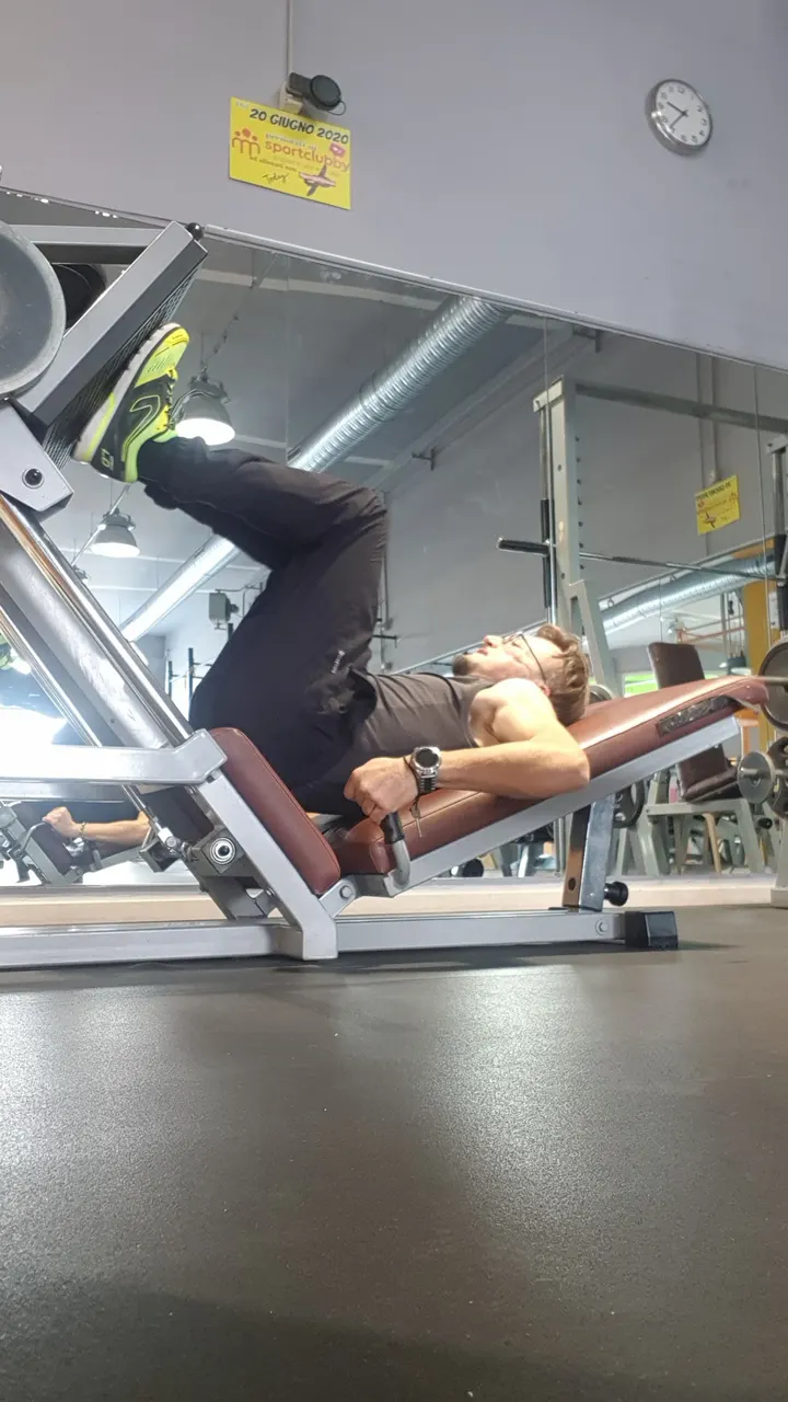 Palestra Sport & Fitness Team — palestre-studio a Santa Cristina in Pilli, Poggio a Caiano — 3