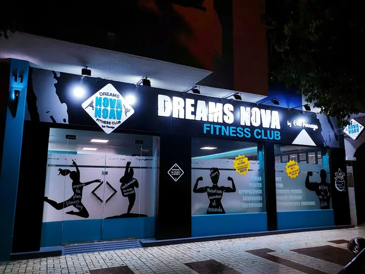 Dreams Nova Fitness Club — Estudio de fitness en Parque Ayala, Málaga