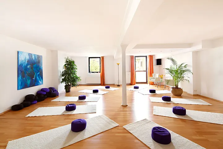 Yoga- und Meditationsraum Agnes Schneider — Yoga in Mitte, Bielefeld