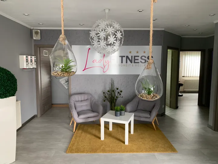 Lady Fitness — fitnessstudio in Homburg — 2