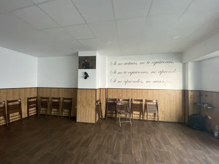Escuela de flamenco Lola de Cái — baile-studio en Triana Este, Sevilla — 2