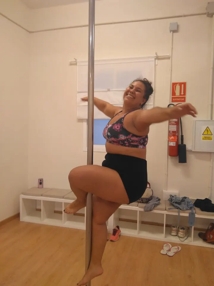 Pole Dance Fitness Sevilla — estudio de fitness-studio en Sevilla — 3