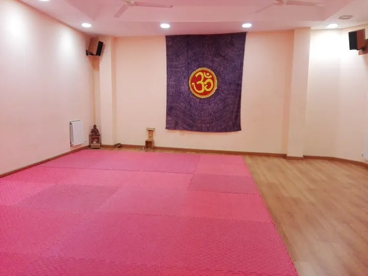 Centre Namaskar Terrassa — yoga-studio en Sant Pere, Terrassa — 2