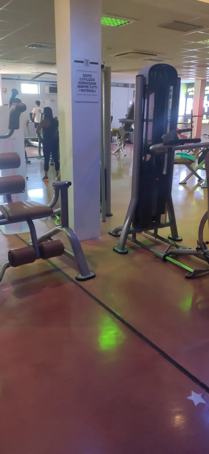 Corsico Fitness Center — palestre-studio a Foggia — 4