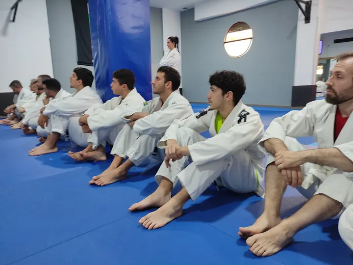 Jiu Jitsu Muevete — artes marciales-studio en Los Ángeles, Ciudad Real — 2