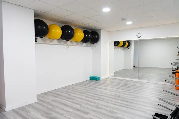 KXL Centro de Entrenamiento — entrenamiento personal-studio en Extramurs, Valencia — 2