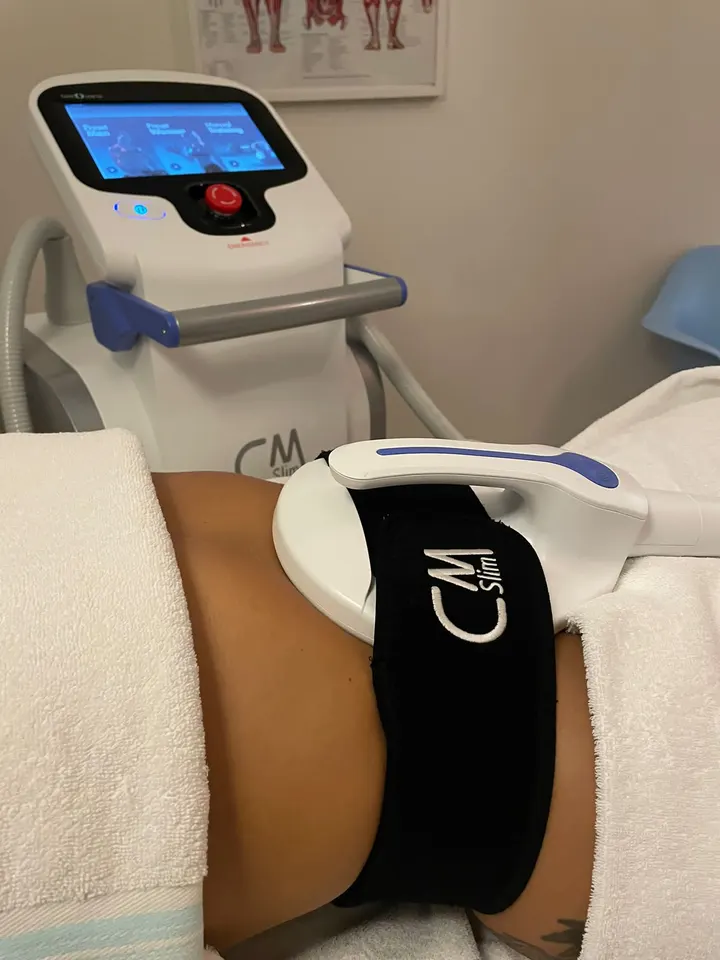 FORMA KROPPEN MED FETTFRYSNING, EMS/CMSLIM OCH KROPPSBEHANDLINGAR PÅ Öresunds Pilates & Massage — pilates-studio i Malmö — 3