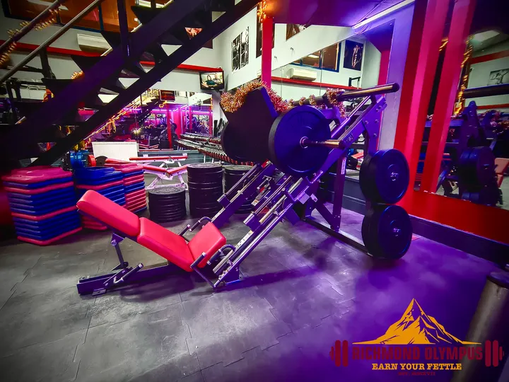 Richmond Olympus Gym & Squash — fitness studio in London — 5