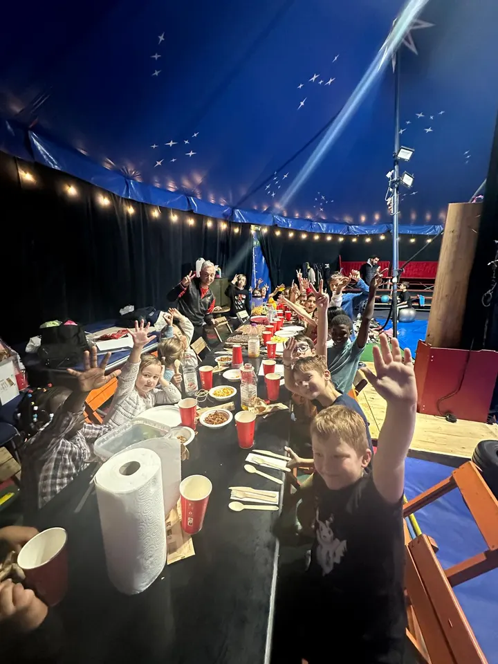Ecole de Cirque les Freres Hendricks — arts aériens-studio à Longpont-sur-Orge, Paris — 3