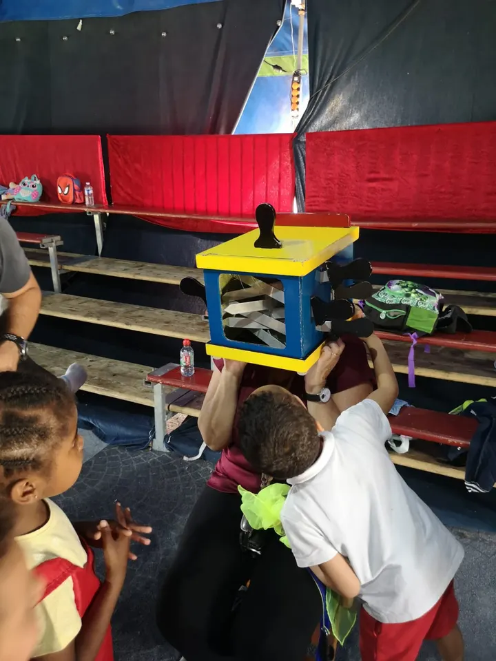 Ecole de Cirque les Freres Hendricks — arts aériens-studio à Paris — 3