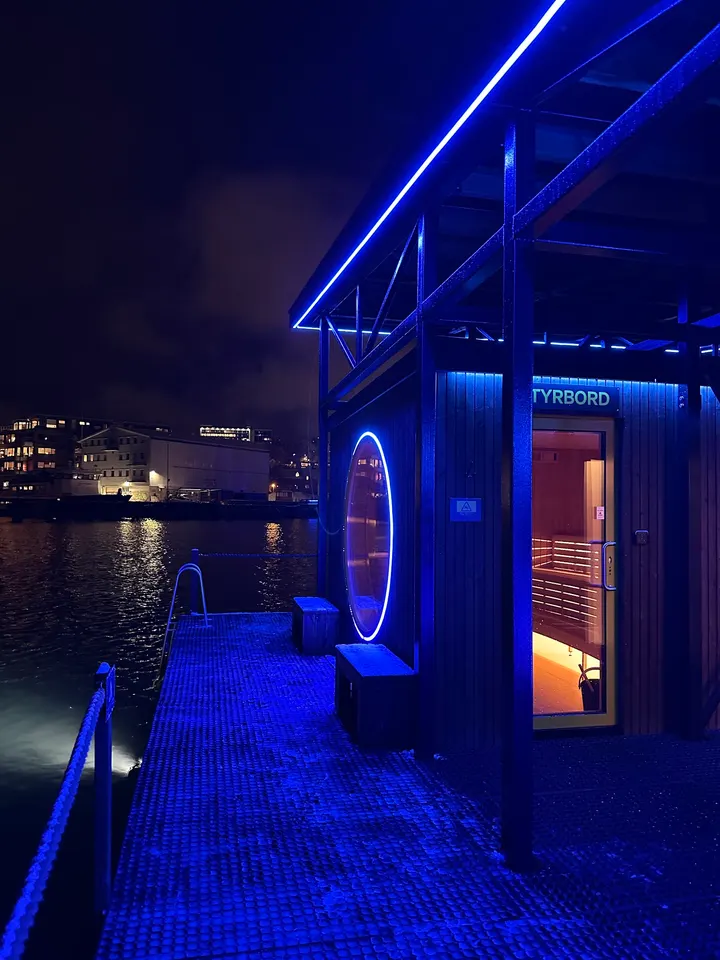 The HotSpot Sauna — Recovery i Hansjordnesbukta, Tromsø