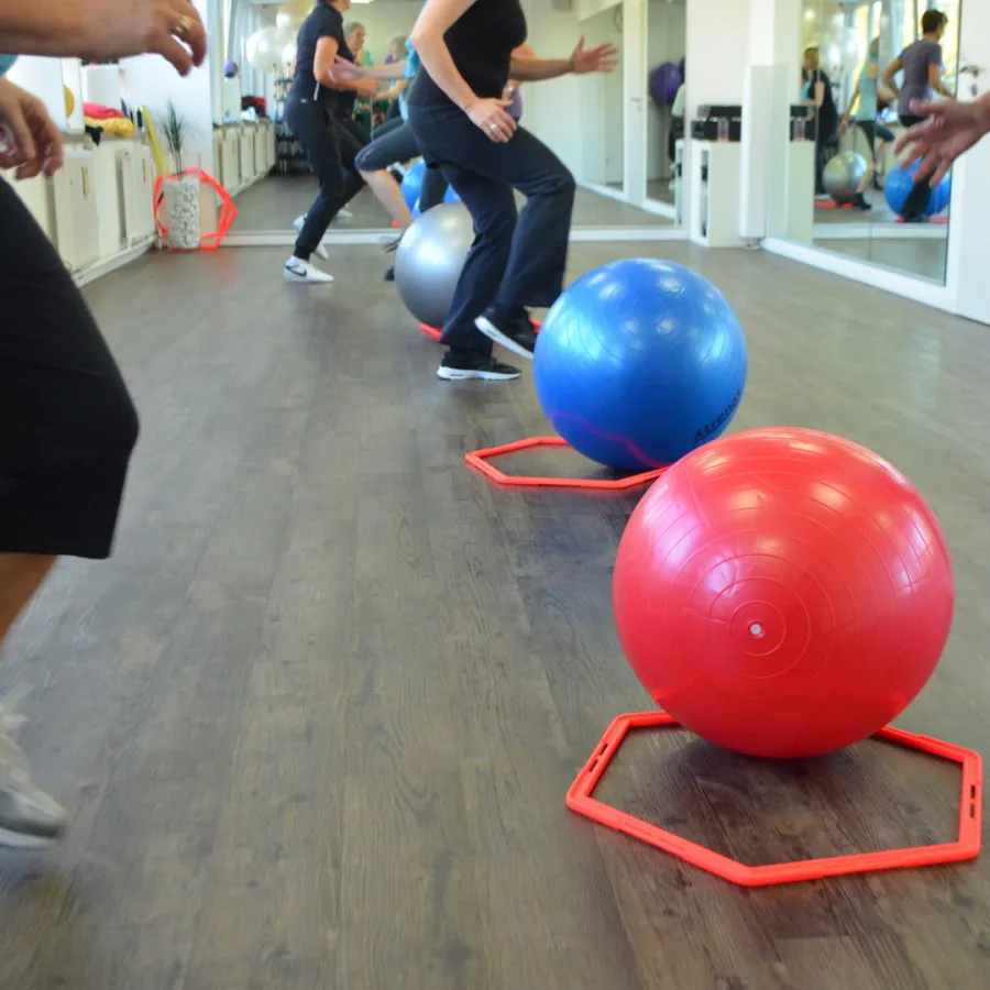 Nicola- funktio Massage, funktio Kurse, Personal Training in Hamburg Farmsen-Berne — pt-studio in Hamburg — 5