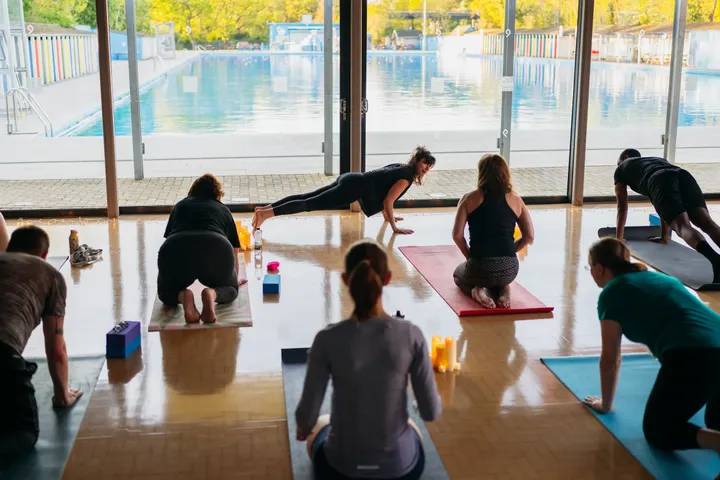 Em Thomson Yoga Tooting Bec Lido Pavilion — yoga-studio in Furzedown, London — 3