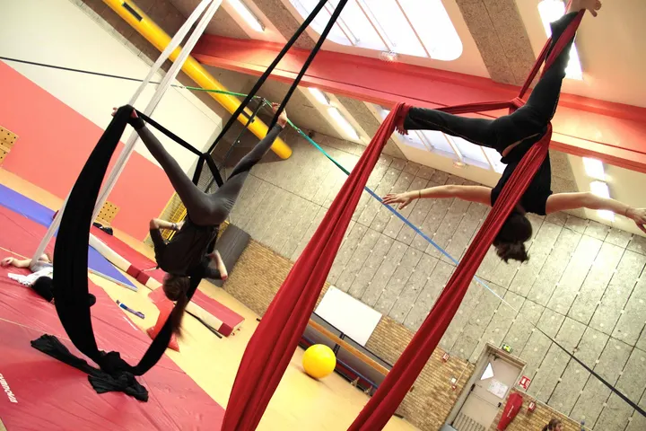 Cirque Nomade Des — arts aériens-studio à Centre Ville, Boulogne-Billancourt — 2