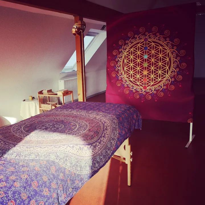 Susann Humeny Tanztherapie — Yoga in Wasser, Overath