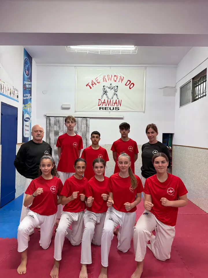 CLUB TAEKWONDO DAMIAN DE REUS — artes marciales-studio en carme, Reus — 2