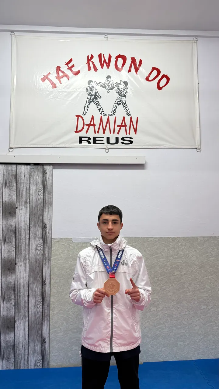 CLUB TAEKWONDO DAMIAN DE REUS — artes marciales-studio en carme, Reus — 3
