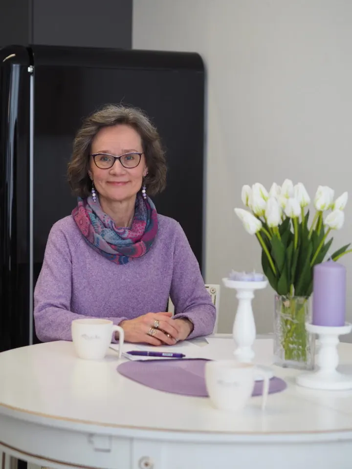 Astella omaa polkua — pt studio-studio i Varppeenseutu, Raisio