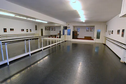 Vlaardingse Ballet en Dans School — dans-studio in Indische buurt, Vlaardingen — 3