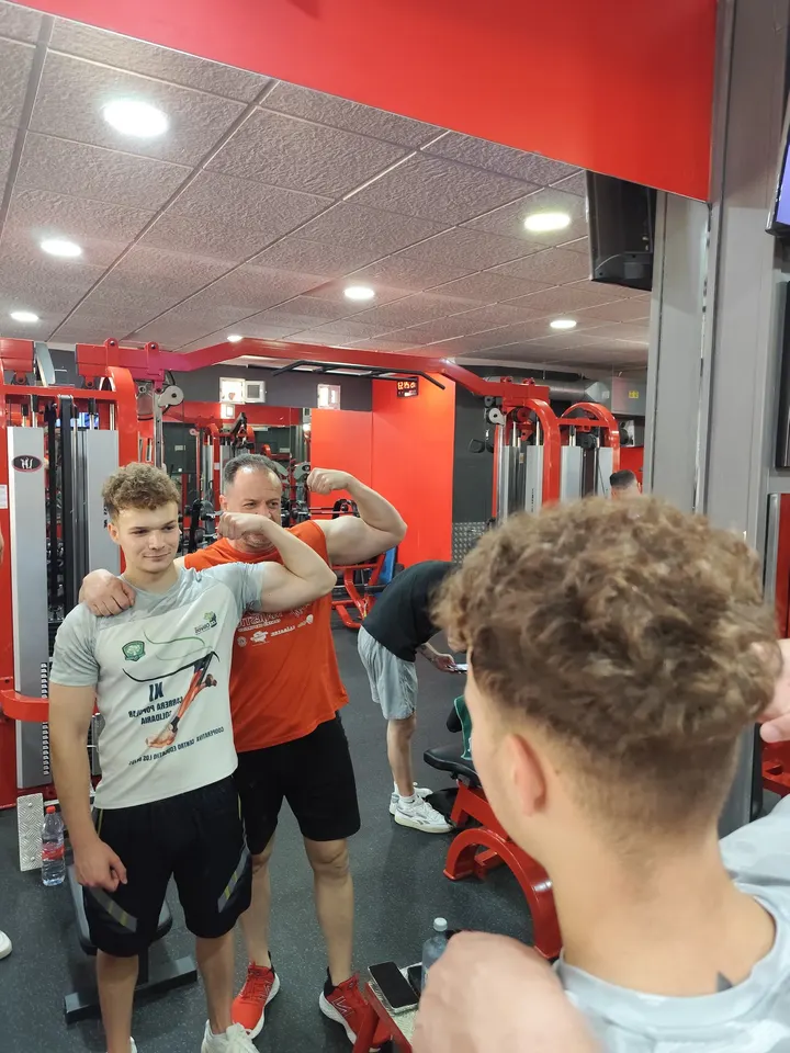 CENTRO DEPORTIVO ZONA — estudio de fitness-studio en Molina de Segura — 2