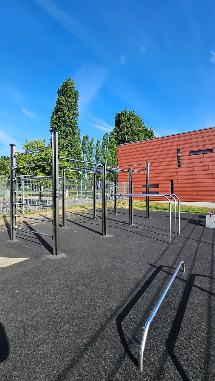 Freitrainingsbereich — calisthenics-studio in Berlin — 4