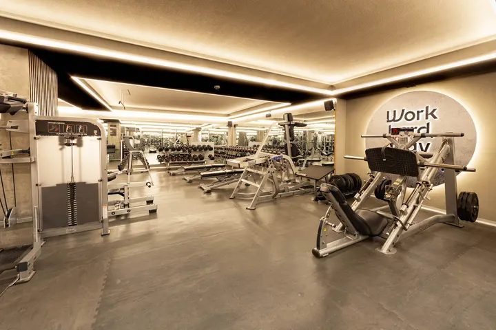 Sport Club Fiesta Park — estudio de fitness-studio en Benidorm — 2